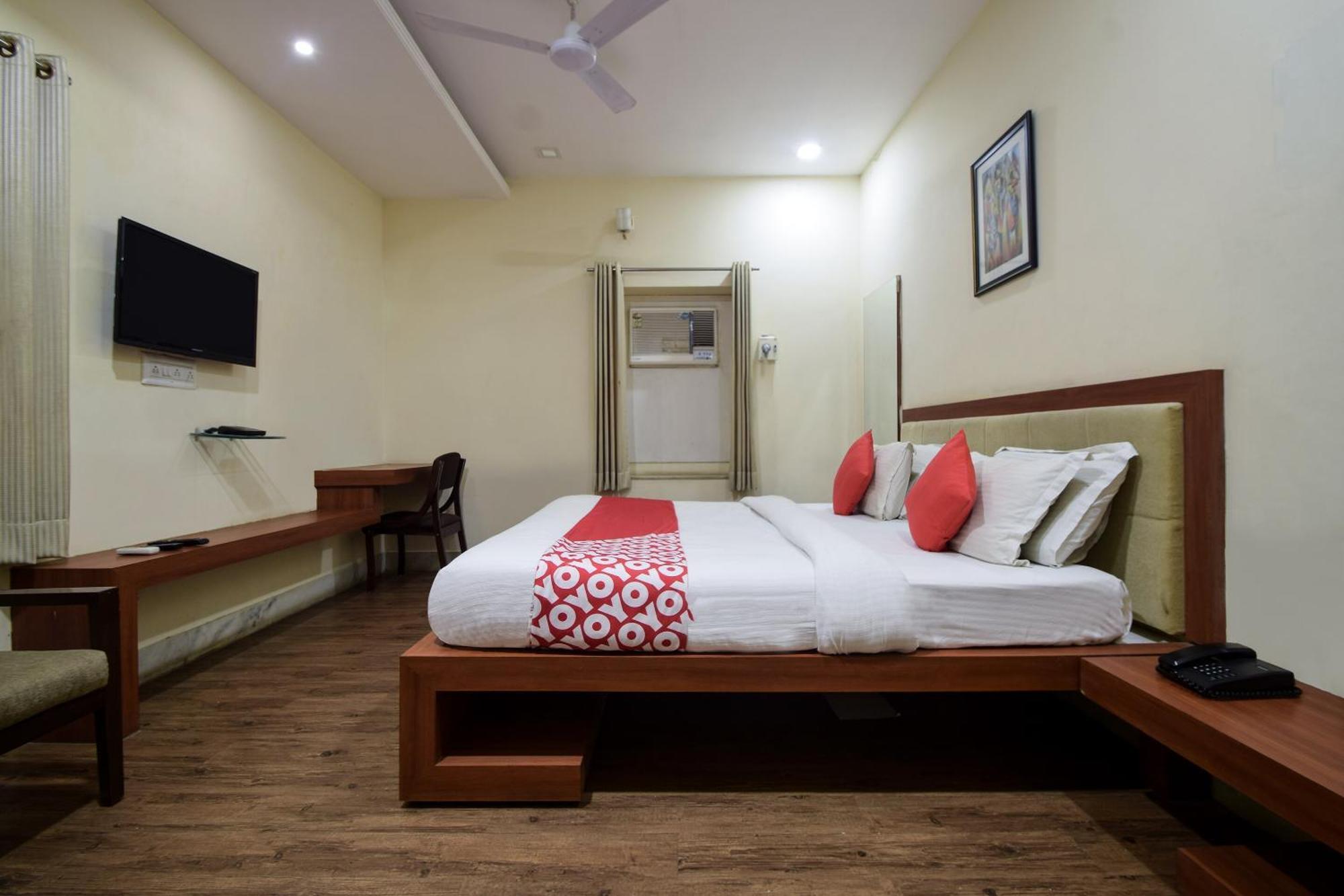 Collection O Royal Icon Hotel Udaipur Exterior photo