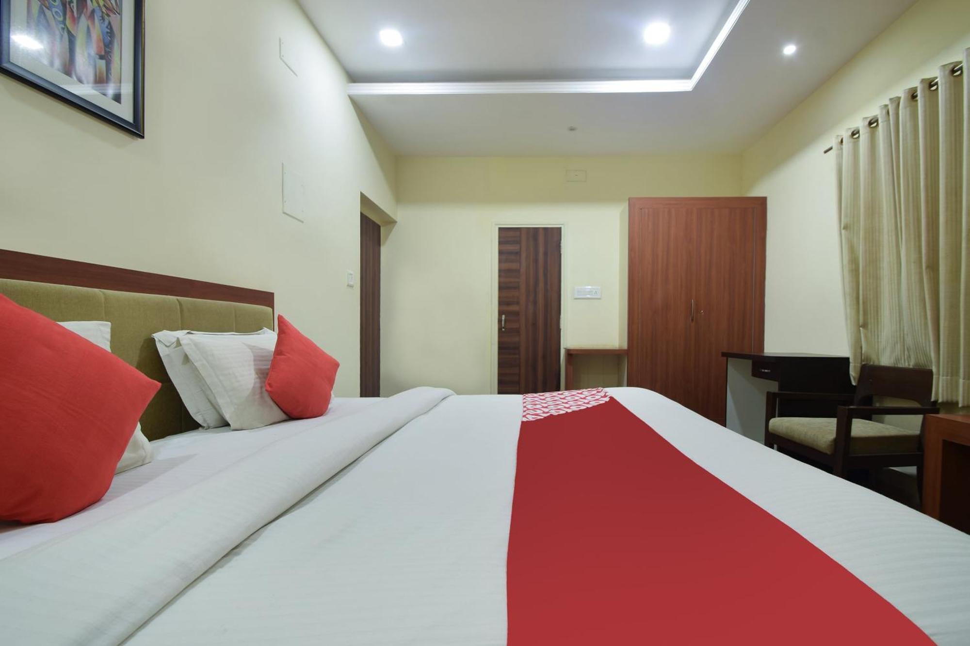 Collection O Royal Icon Hotel Udaipur Exterior photo