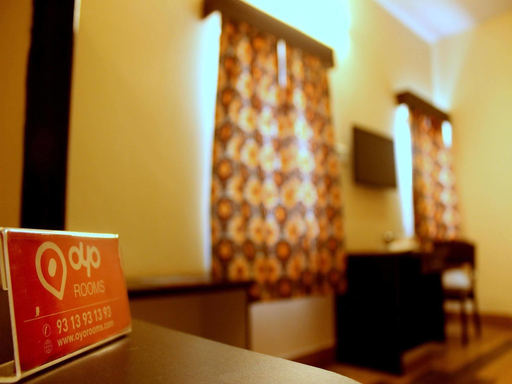 Collection O Royal Icon Hotel Udaipur Exterior photo